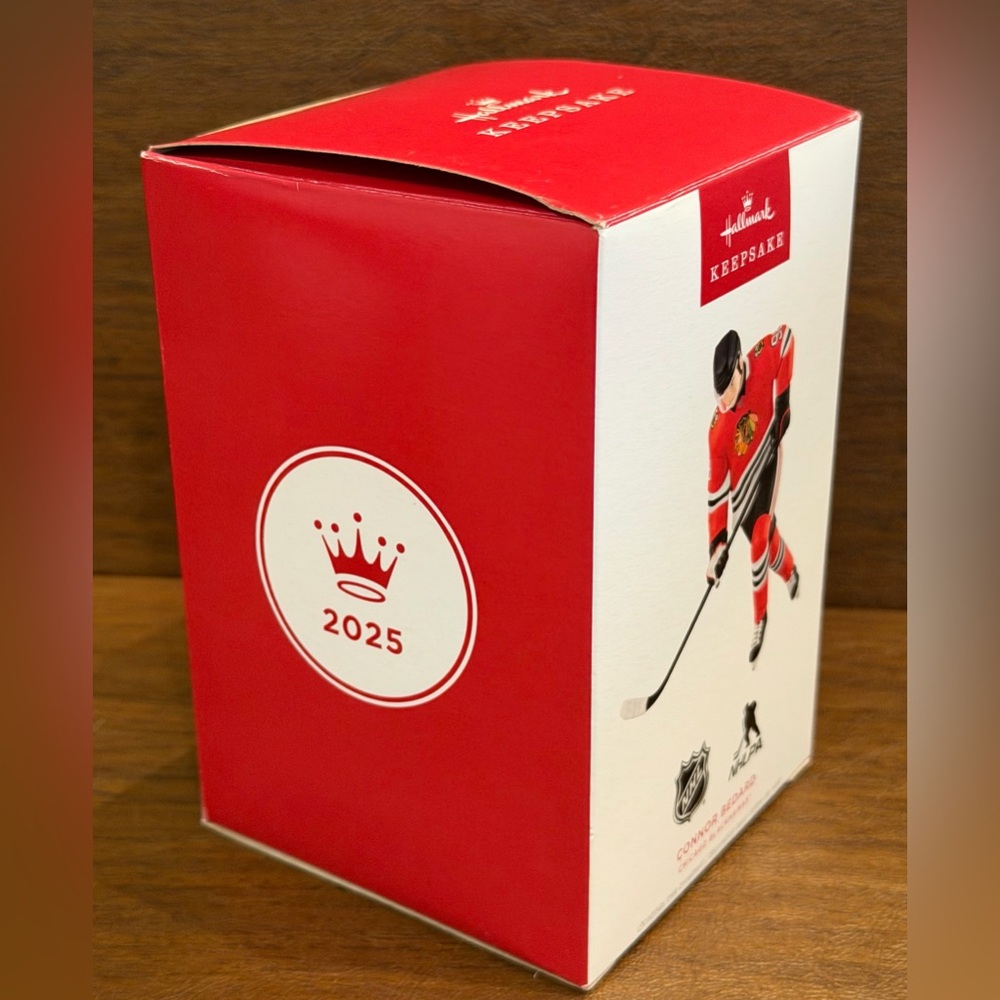 Hallmark Keepsake 2025 CONNOR BEDARD CHICAGO BLACKHAWKS NHL Ornament — NEW - Picture 5 of 10